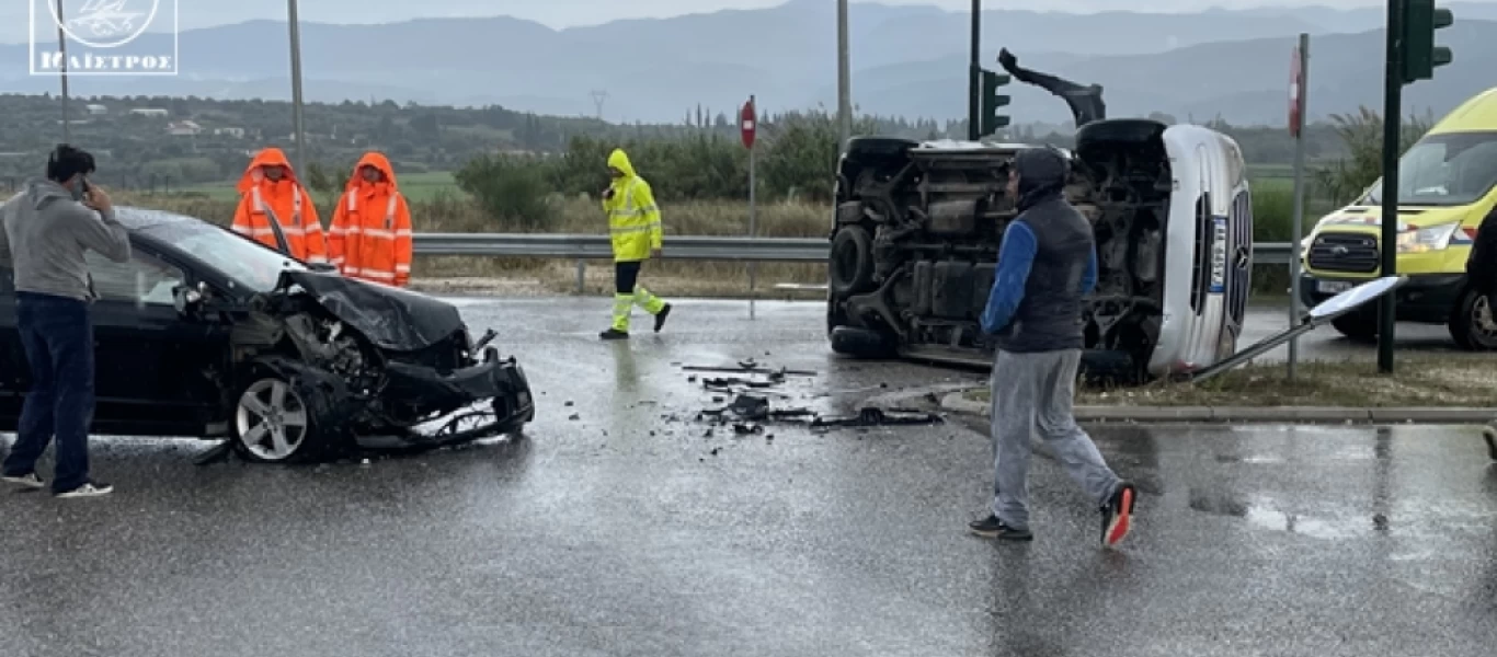 Σοβαρό τροχαίο με πέντε τραυματίες στην Αμφιλοχία - Δυο αυτοκίνητα συγκρούστηκαν πλαγιομετωπικά (βίντεο)